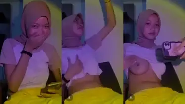 Bokep Indo Gadis Jilbab Pap Foto Dada Untuk Pacar poster